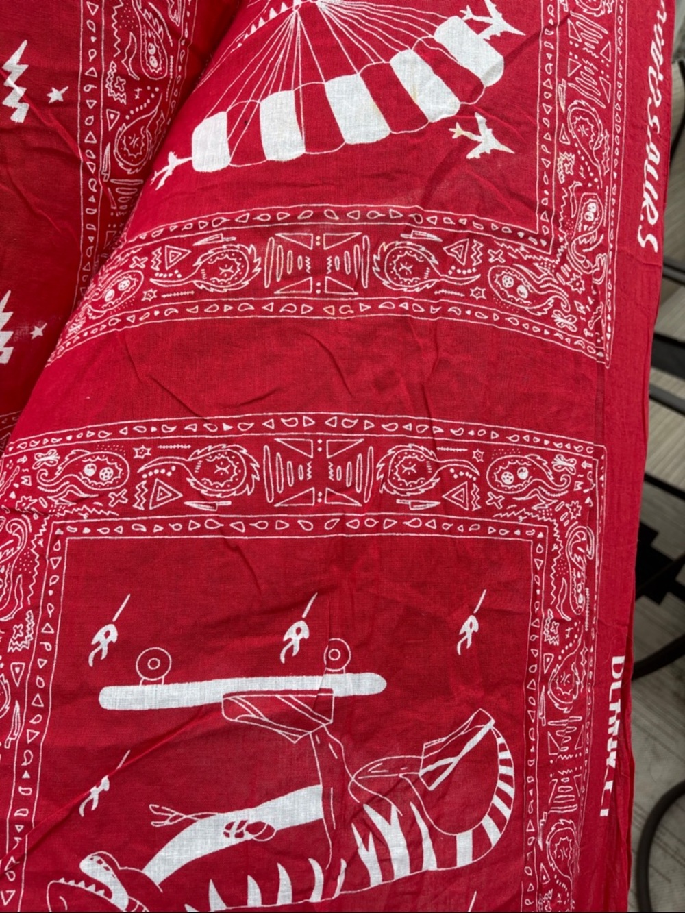 Marc Jacobs Red Graphic DINOSAURS DAREDEVIL Bandana Print Scarf-RARE - Picture 3 of 9